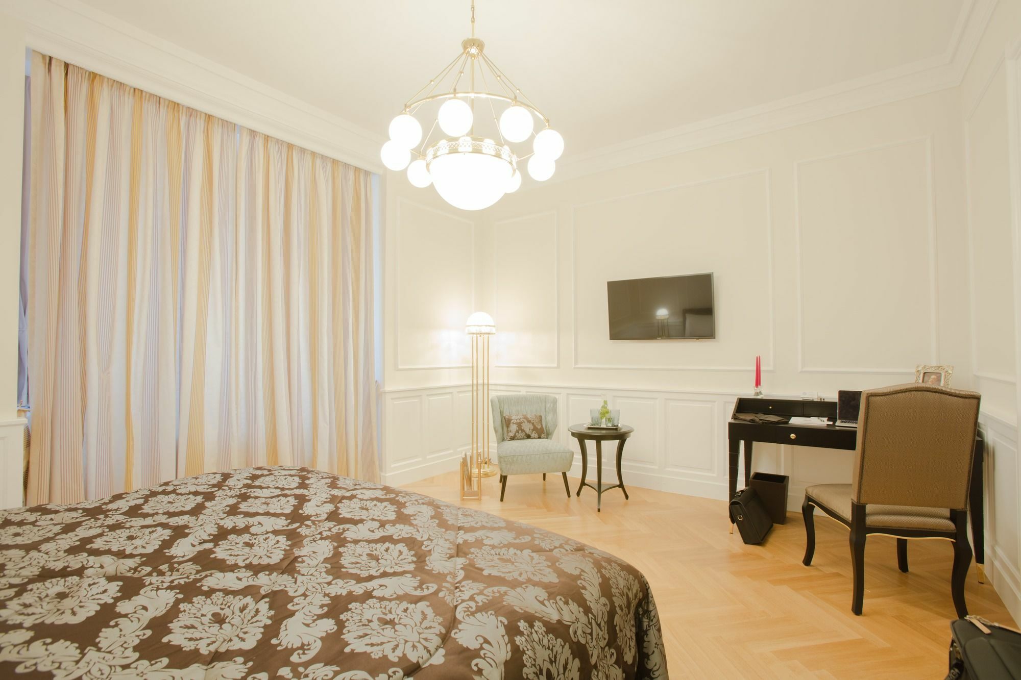 Imperium Residence - Experience The Most Luxurious Apartment In Vienna Center Экстерьер фото